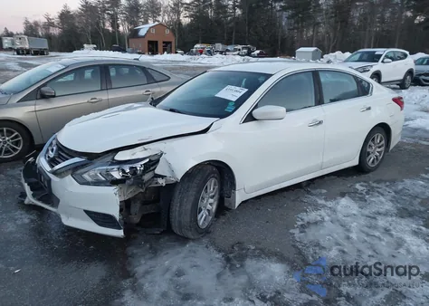 2016 Nissan Altima 2.5 S z USA, uszkodzony, nr VIN 1N4AL3AP3GC287745